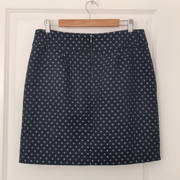 Ann Taylor Diamond Jacquard Skirt Blue size 12P - Picture 10 of 10